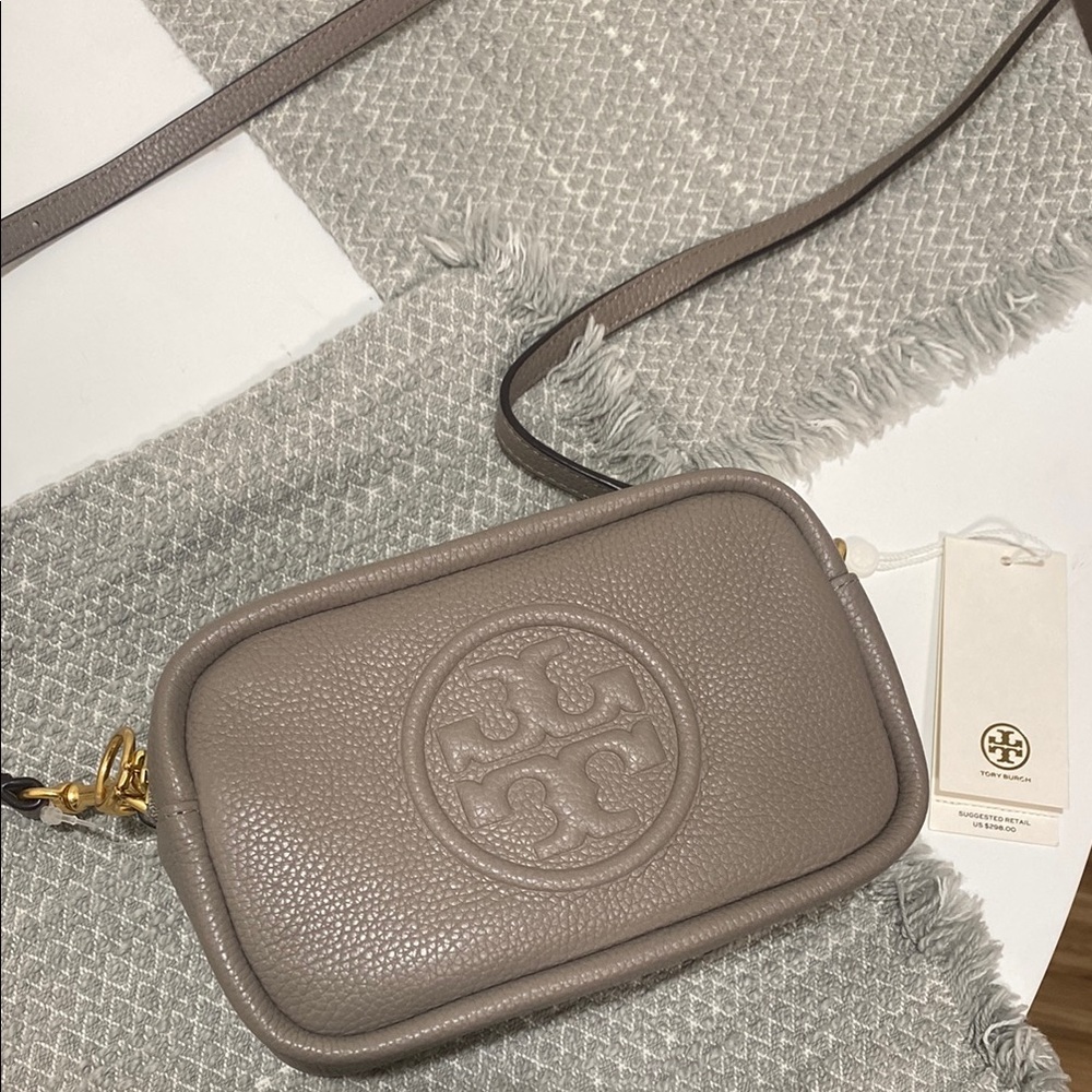Tory Burch Pebble Leather Crossbody in Taupe